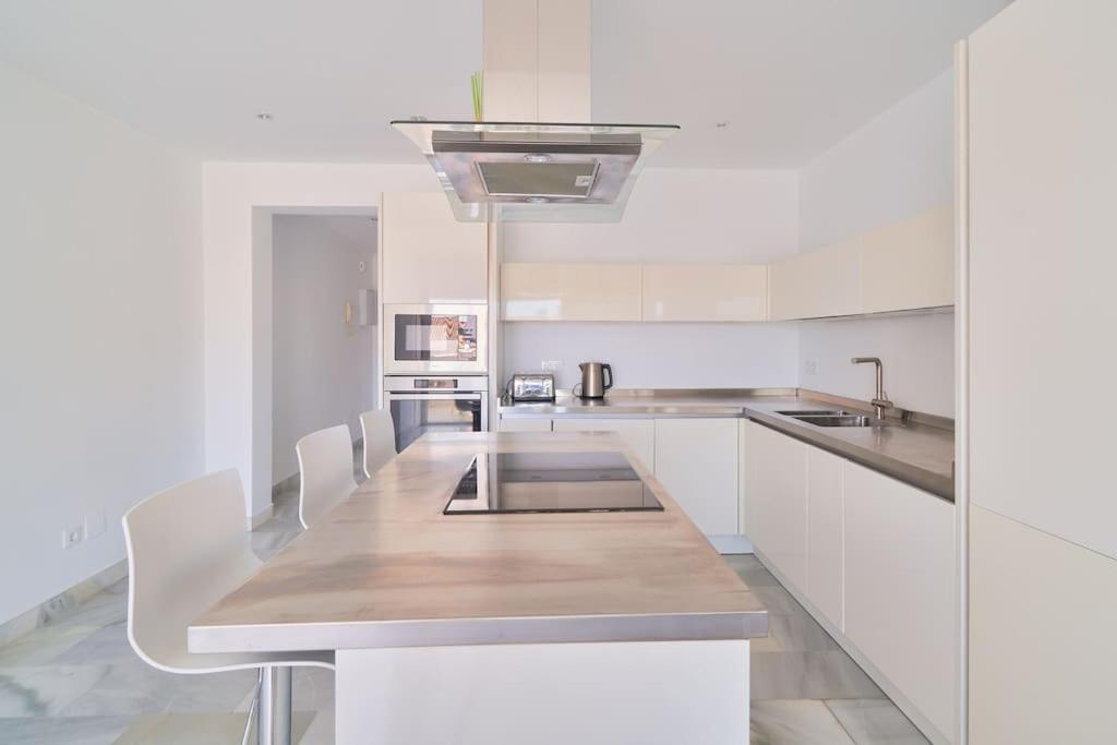Superbe Appartement Avec Jaccuzi Marbella Ngoại thất bức ảnh